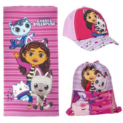 Cerda, GABBY´S DOLLHOUSE детсски комплект шапка и плажна кърпа в сак, 2200010145. момиче, розов, многоцветен 2200010145 Cerda, GABBY´S DOLLHOUSE детсски комплект шапка и плажна кърпа в сак, 2200010145. момиче, розов, многоцветен 2200010145