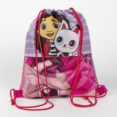 Cerda, GABBY´S DOLLHOUSE детсски комплект шапка и плажна кърпа в сак, 2200010145. момиче, розов, многоцветен 2200010145 Cerda, GABBY´S DOLLHOUSE детсски комплект шапка и плажна кърпа в сак, 2200010145. момиче, розов, многоцветен 2200010145