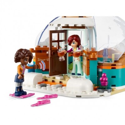 Конструктор LEGO Friends Празнично приключение с иглу, R 41760, многоцветен